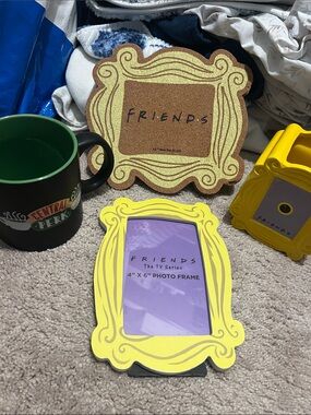 FRIENDS Yellow Decorative Resin Picture Frame — Bright Yellow TV Series Style